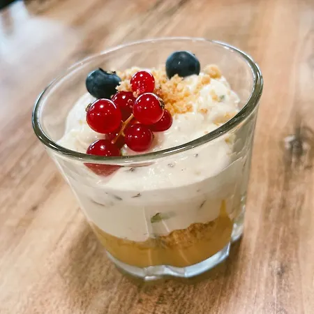 Bl Garden Panzió Alojamento de Acomodação e Pequeno-almoço 4*