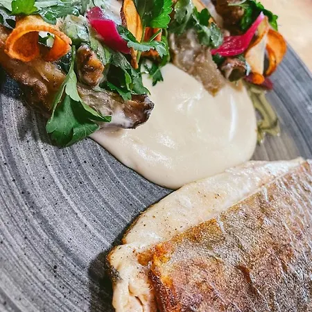 Bl Garden Panzio לינה וארוחת בוקר