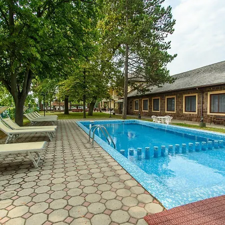 Bl Garden Panzio 2*