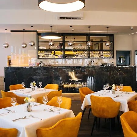 לינה וארוחת בוקר Bl Garden Panzio