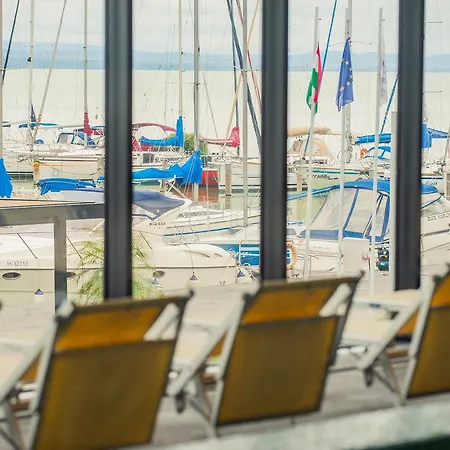 Oda ve Kahvaltı Bl Garden Panzio Balatonlelle
