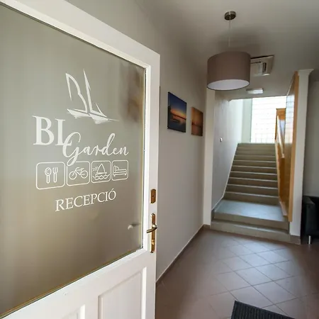 Bl Garden Panzio 4* בלטונללה