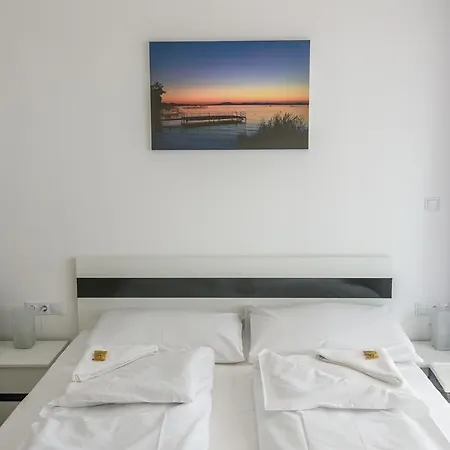 Bl Garden Panzio Bed & Breakfast