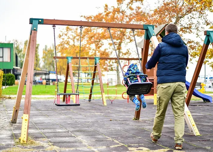 Bl Garden Panzio ベッド・アンド・ブレックファスト 4*