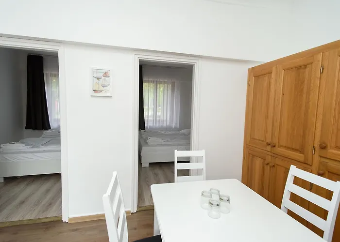 Bl Garden Panzio 4* Balatonlelle