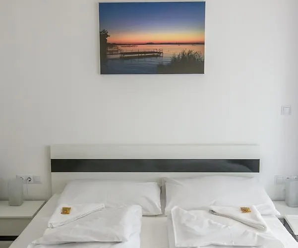 Bl Garden Panzio Bed & Breakfast