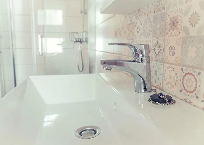 Bl Garden Panzio לינה וארוחת בוקר 4*